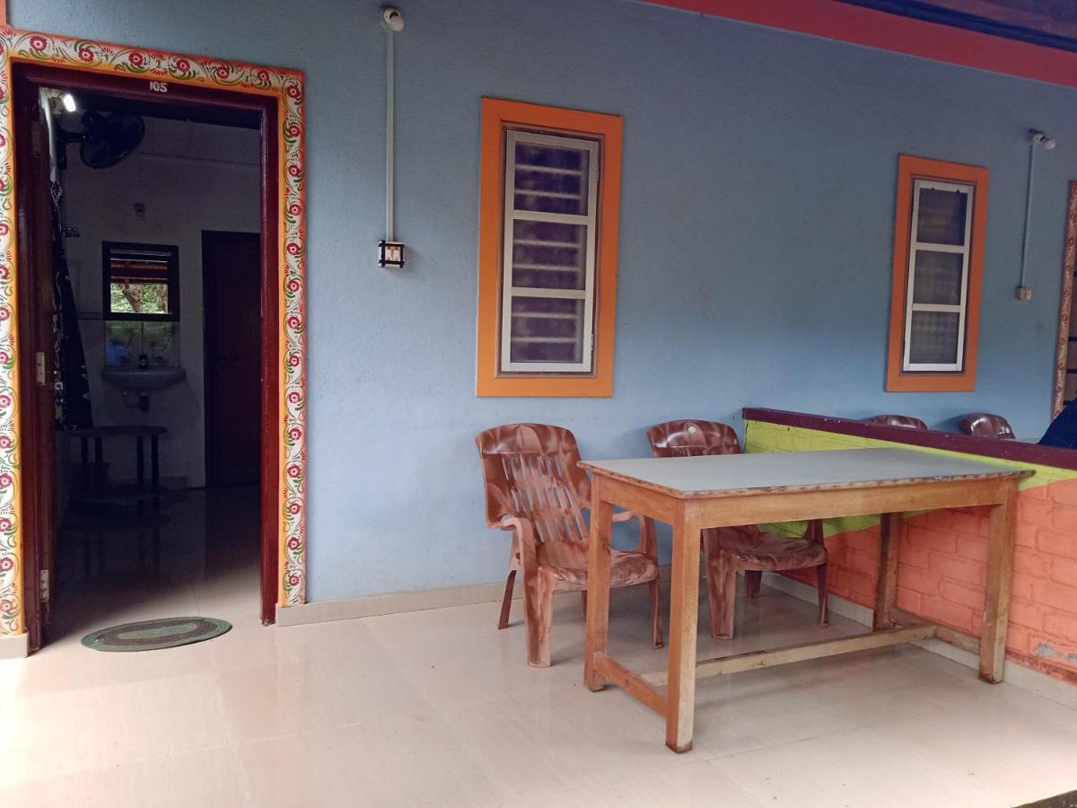 Gundappa Cafe Gokarna Kudle Beach Kültér fotó